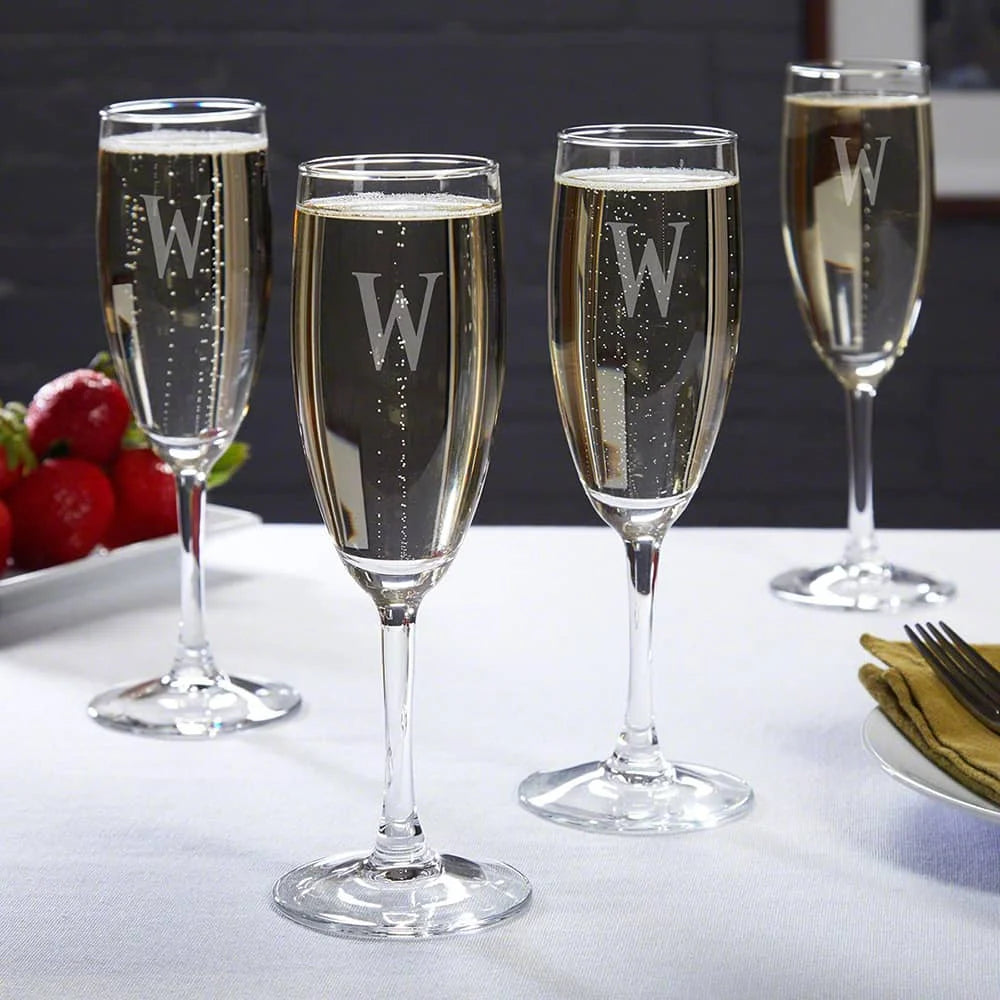 Personalized champagne glasses for anniversary and romantic gifts