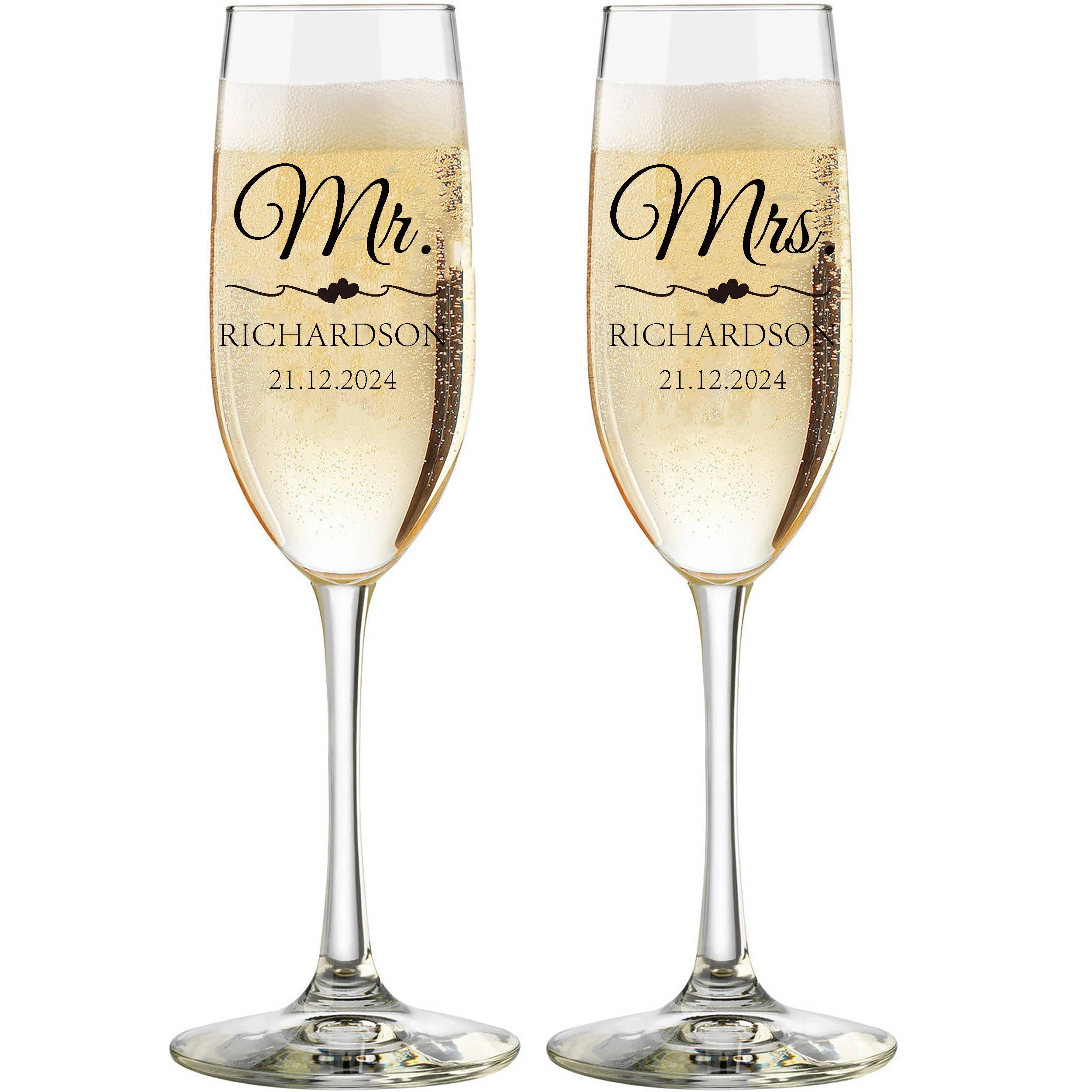 Elegant personalized champagne flutes made from high quality clear glass