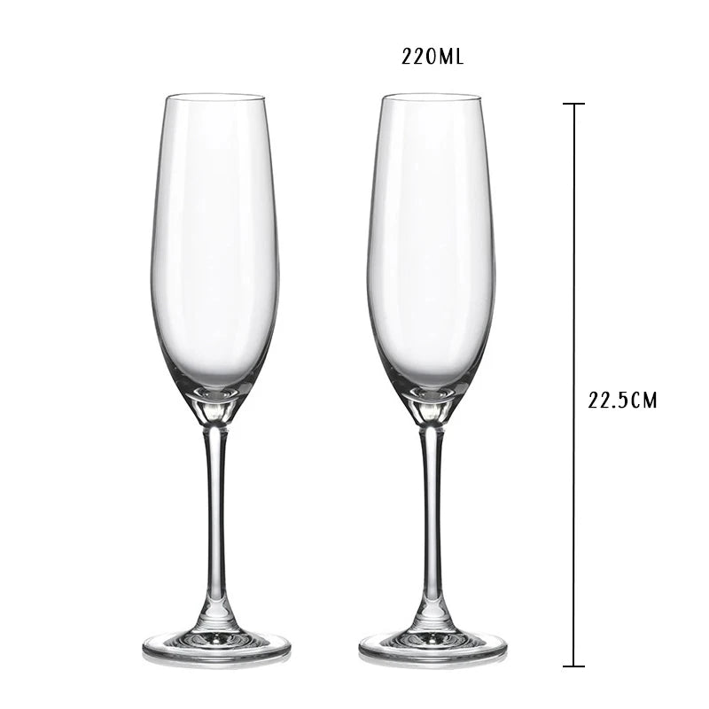 Personalized champagne flutes as romantic gift for weddings and anniversaries